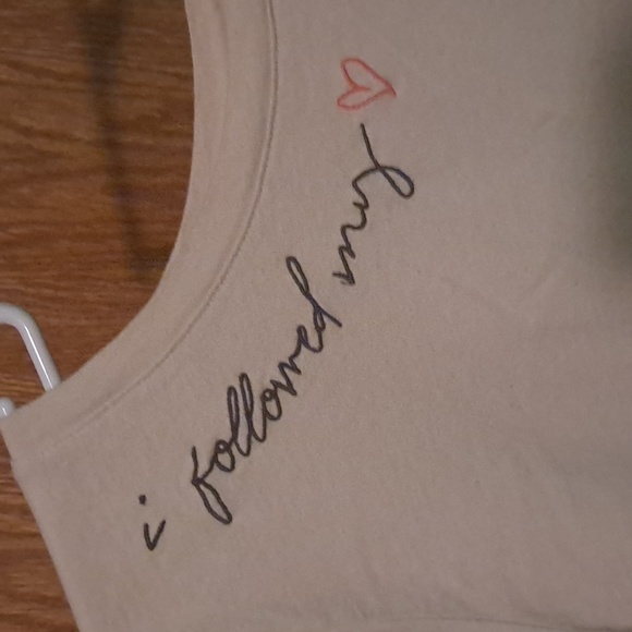 I followed my heart, it led me to the weekend. Tshirt - Picture 3 of 4